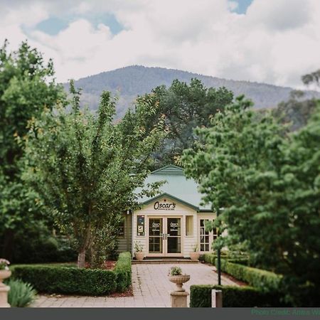 Oscar'S On The Yarra Hotel Warburton Eksteriør billede